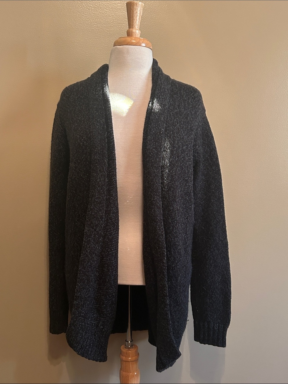 Levi’s Black Women’s Cardigan Size M